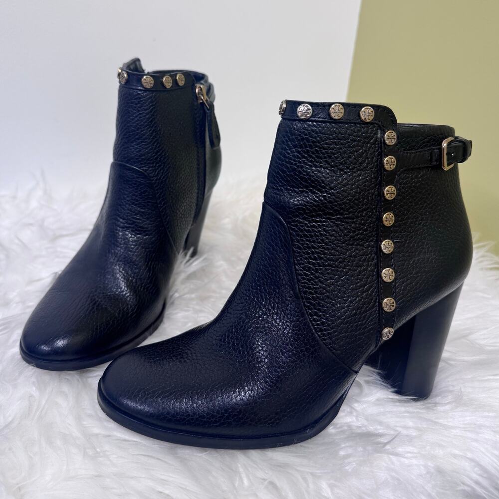 2010s Tory Burch Mae Ankle Boots Bootie Pebbled Leather Black Gold Studs 7.5M